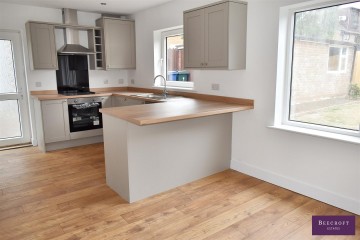 image of 24, Simons Way