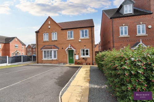 Arrange a viewing for Bellscroft, Wombwell, BARNSLEY