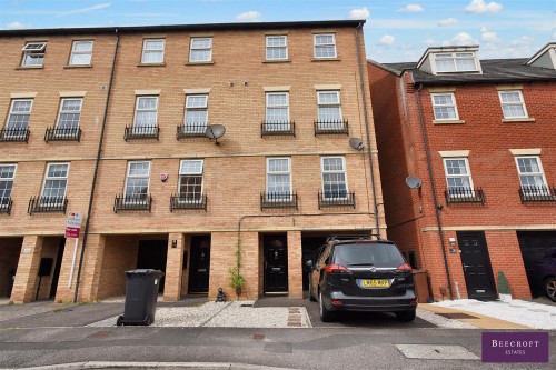 Arrange a viewing for Wheatcrofts, Barnsley, S70 6BZ