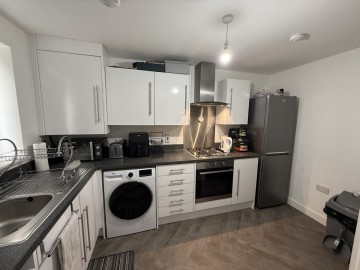 image of 63, Thompson Avenue