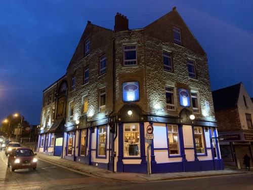 Arrange a viewing for Squires Bar, 1 High Street, Wombwell