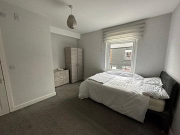 image of Room 3 53, Caxton Street