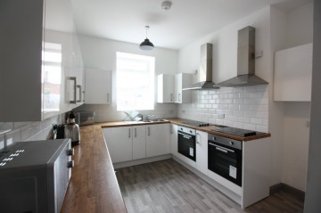 image of Room 8, 92, College Road