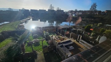 image of 4, Scholes View