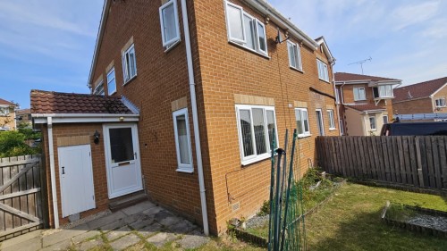 Arrange a viewing for Dowland Gardens, High Green
