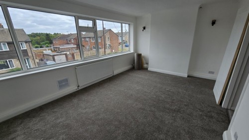 Arrange a viewing for 16 Dove Road, Wombwell