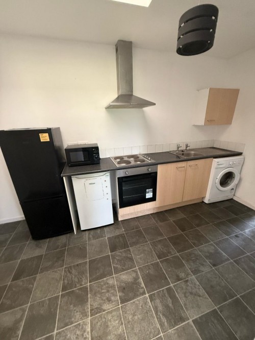 Arrange a viewing for 31 Station Road, Wombwell